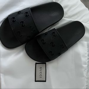 Womens Gucci slides